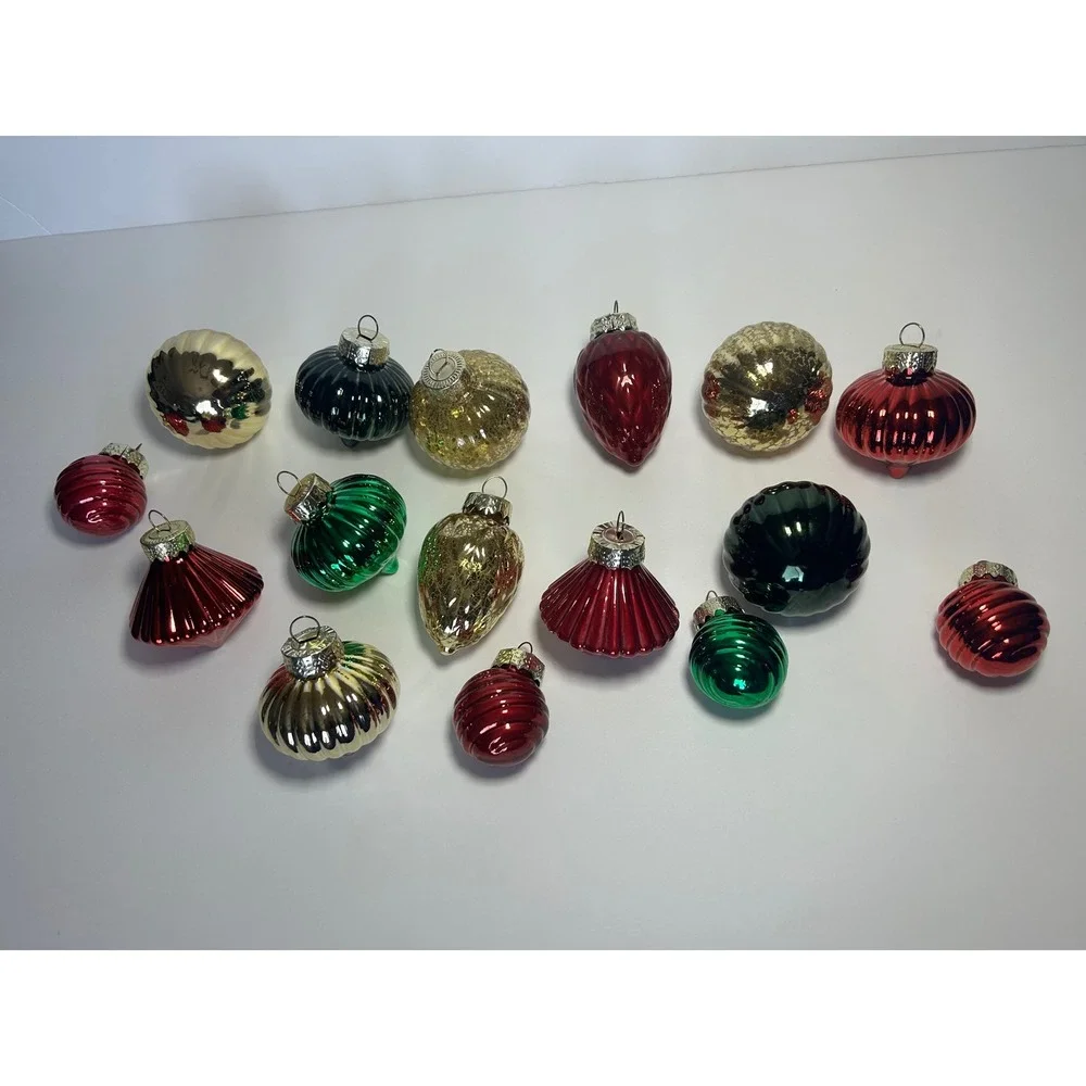 Vintage Style Shiny Glass‎ Christmas Ornaments Lot of 16 Red Green Gold Ribbed